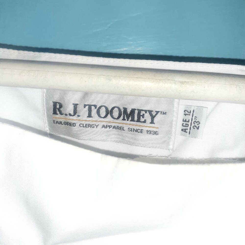 White Choir Robe Top - Picture 4 of 5